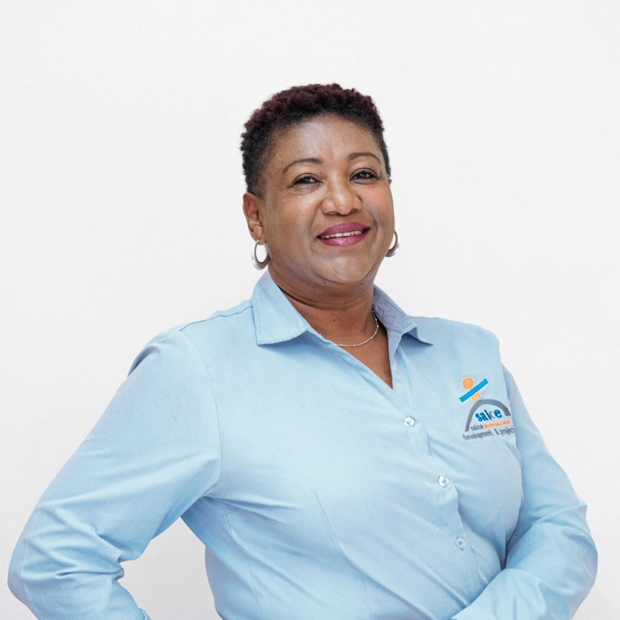 You are currently viewing Violetia Dias