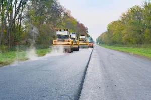 road-roller-working-2023-11-27-05-34-41-utc